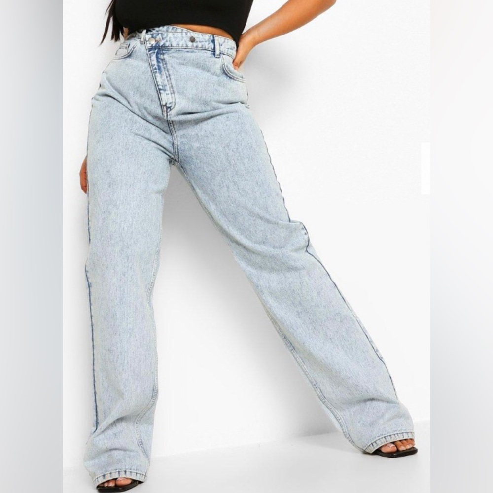 Boohoo plus asymmetrical straight leg jeans